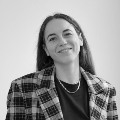 Perle Van De Wyngaert